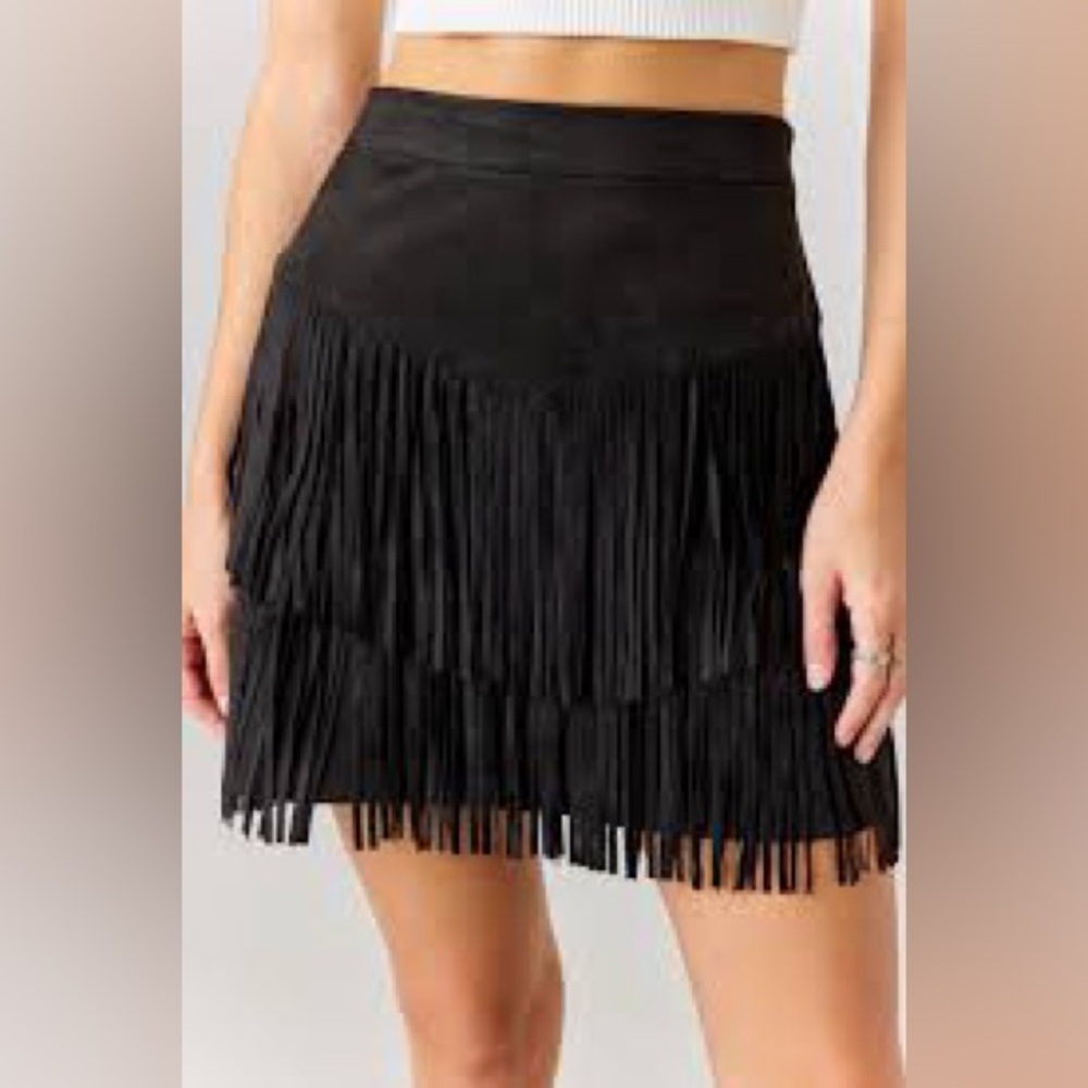 NWT Miami Mataline Fringe Faux Suede Mini Skirt Francesca’s Size XL